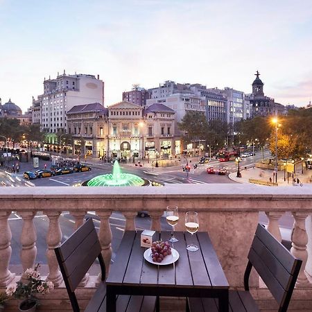 Uma Suites Passeig De Gracia 16 Barcellona Esterno foto