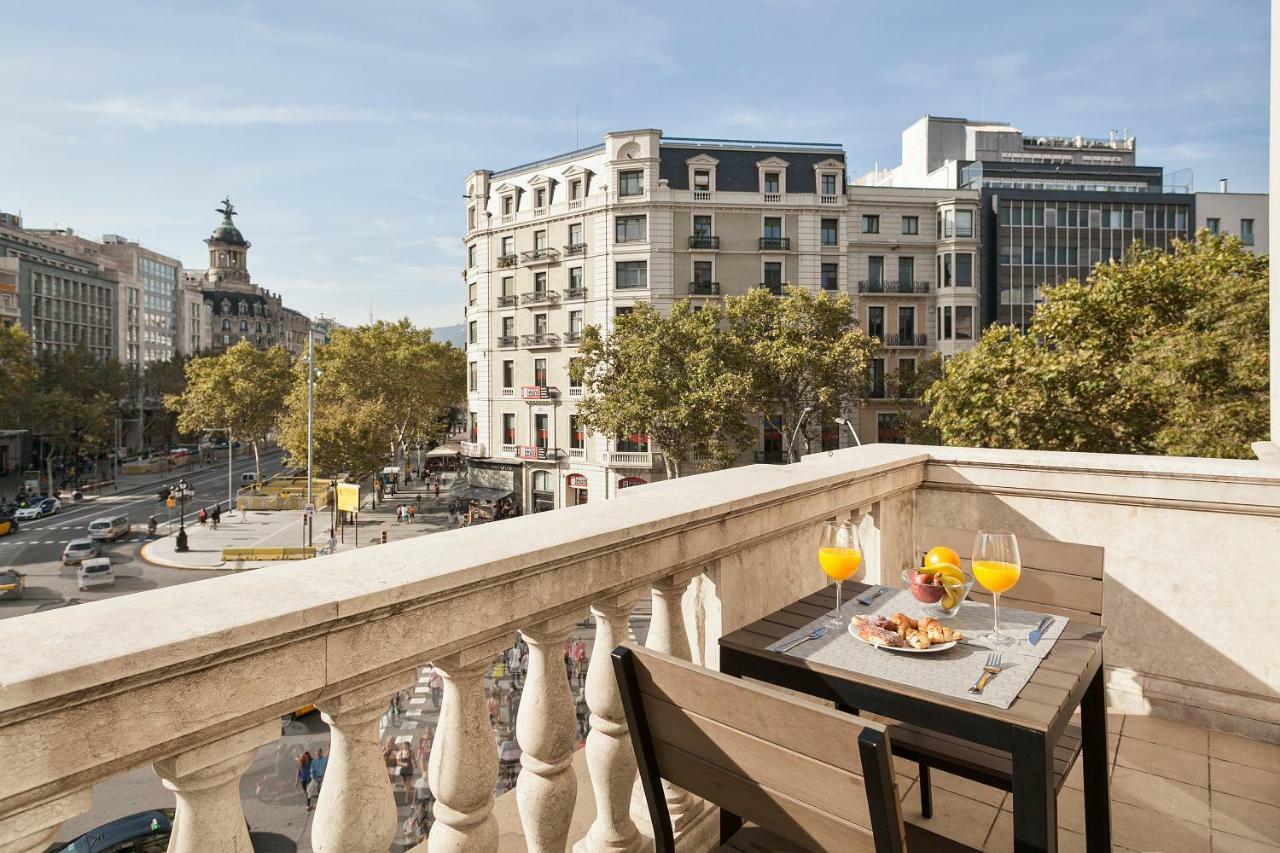 Uma Suites Passeig De Gracia 16 Barcellona Esterno foto