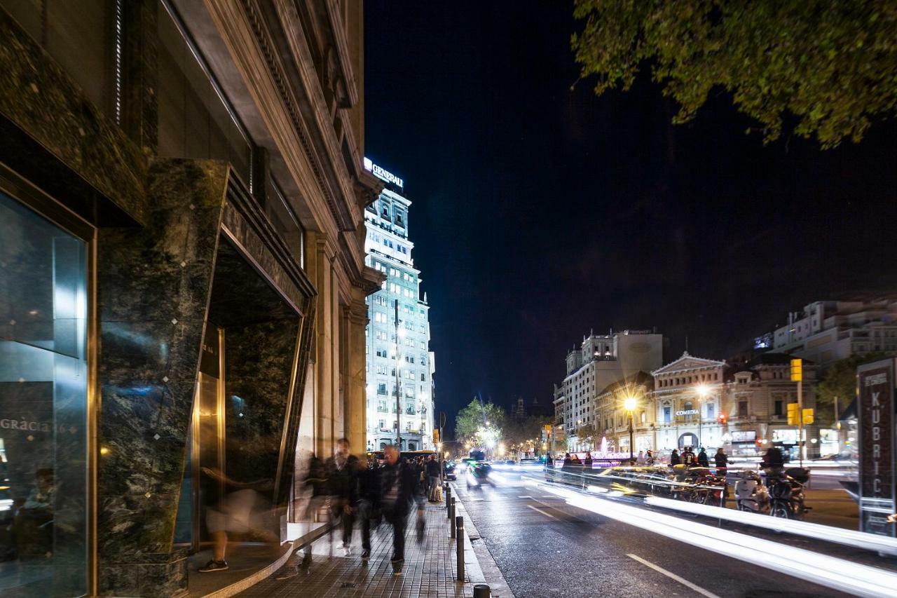 Uma Suites Passeig De Gracia 16 Barcellona Esterno foto