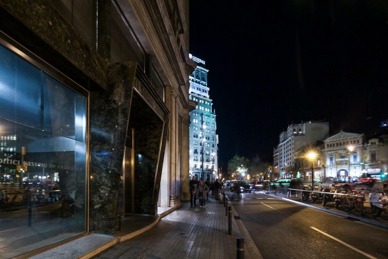Uma Suites Passeig De Gracia 16 Barcellona Esterno foto