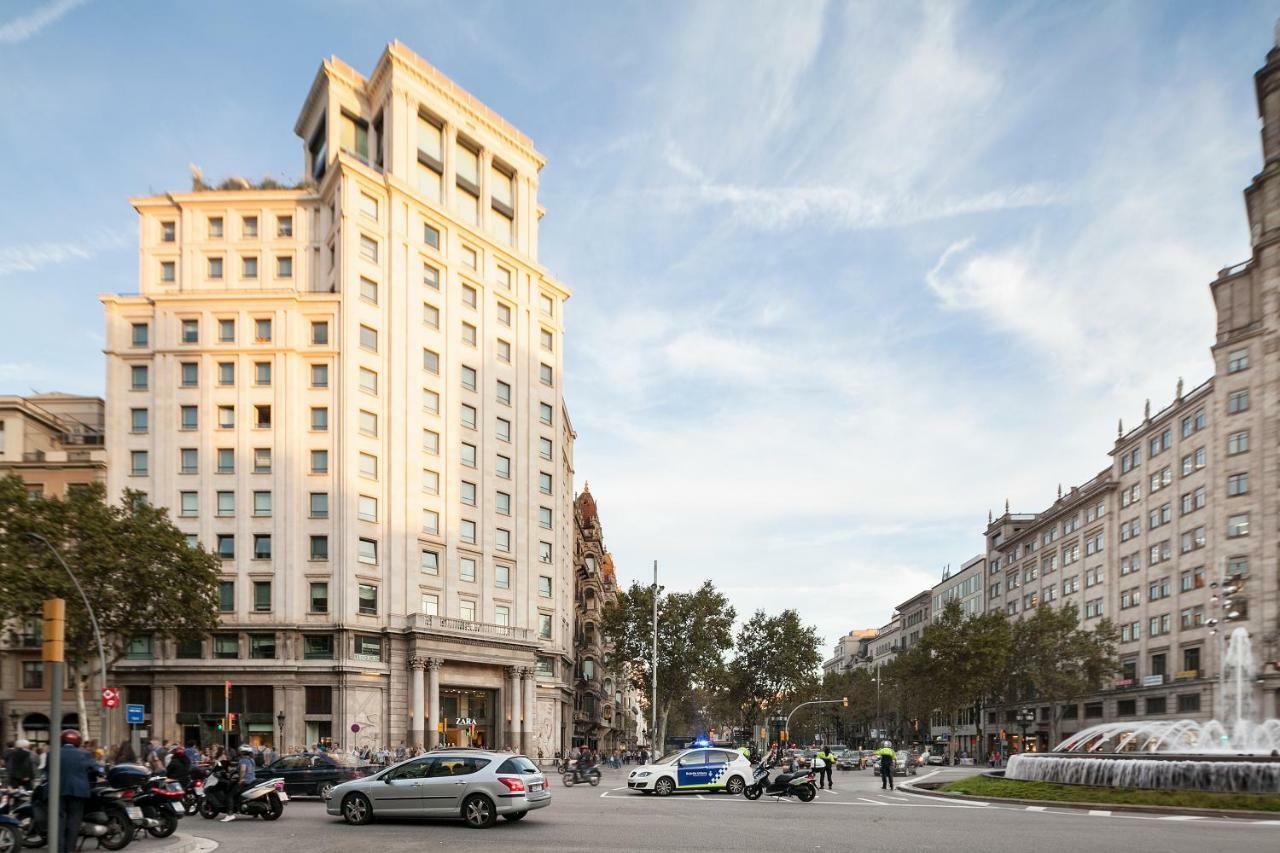 Uma Suites Passeig De Gracia 16 Barcellona Esterno foto
