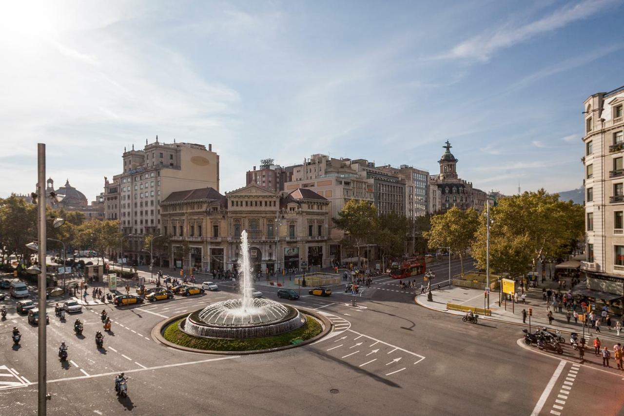 Uma Suites Passeig De Gracia 16 Barcellona Esterno foto