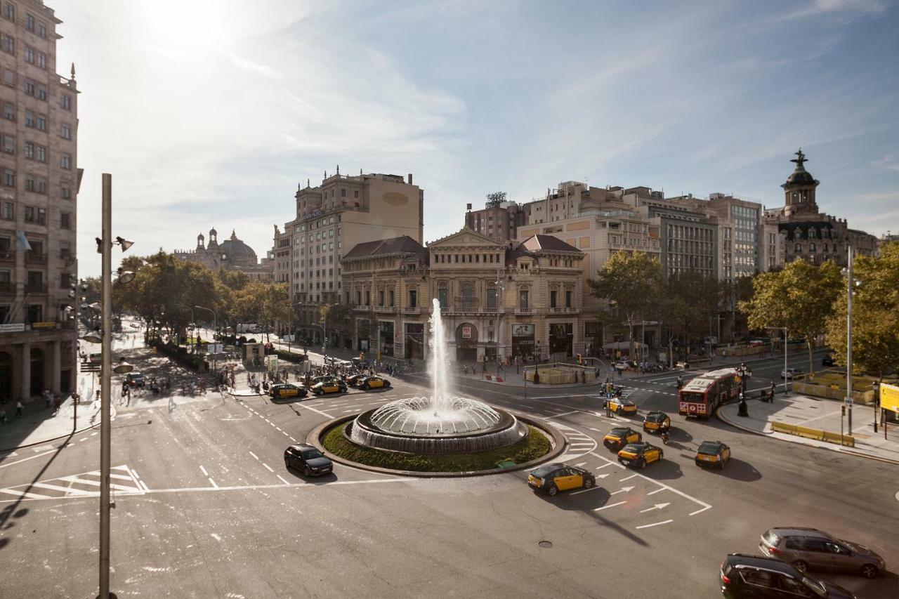 Uma Suites Passeig De Gracia 16 Barcellona Esterno foto